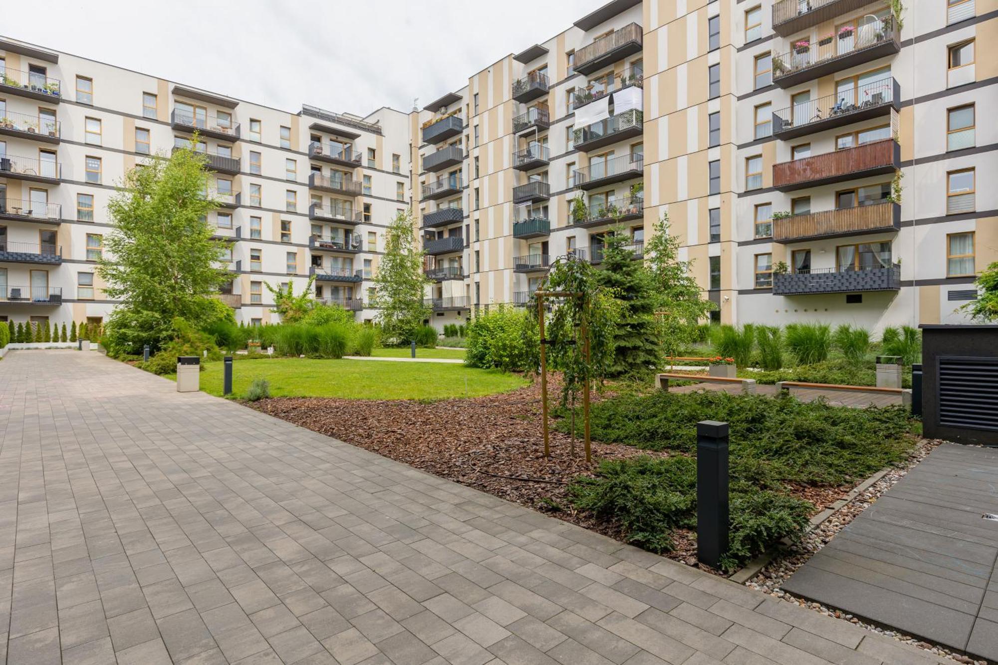 Metro Bielany Apartments By Noclegi Renters Varsovia Exterior foto